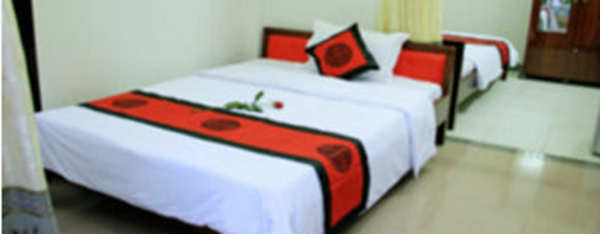 Red Ceramics Homestay Хоян Екстер'єр фото