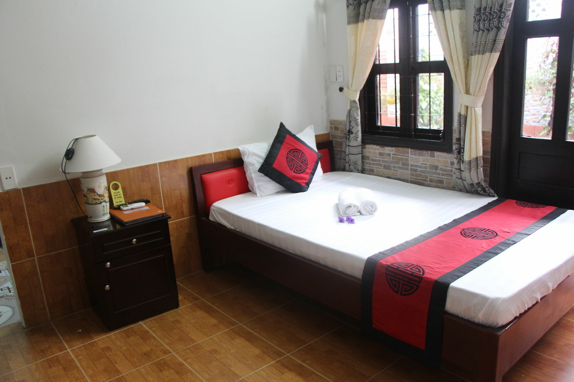 Red Ceramics Homestay Хоян Екстер'єр фото