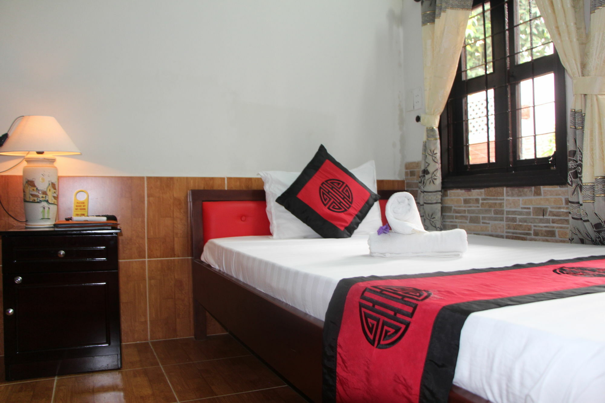 Red Ceramics Homestay Хоян Екстер'єр фото